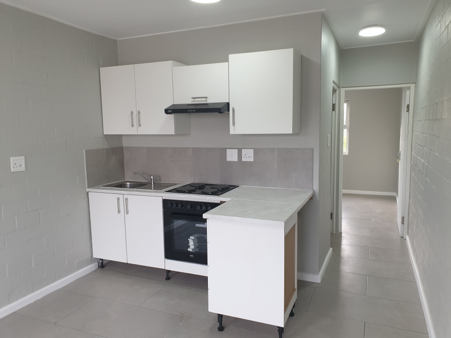 To Let 1 Bedroom Property for Rent in Diep River Western Cape